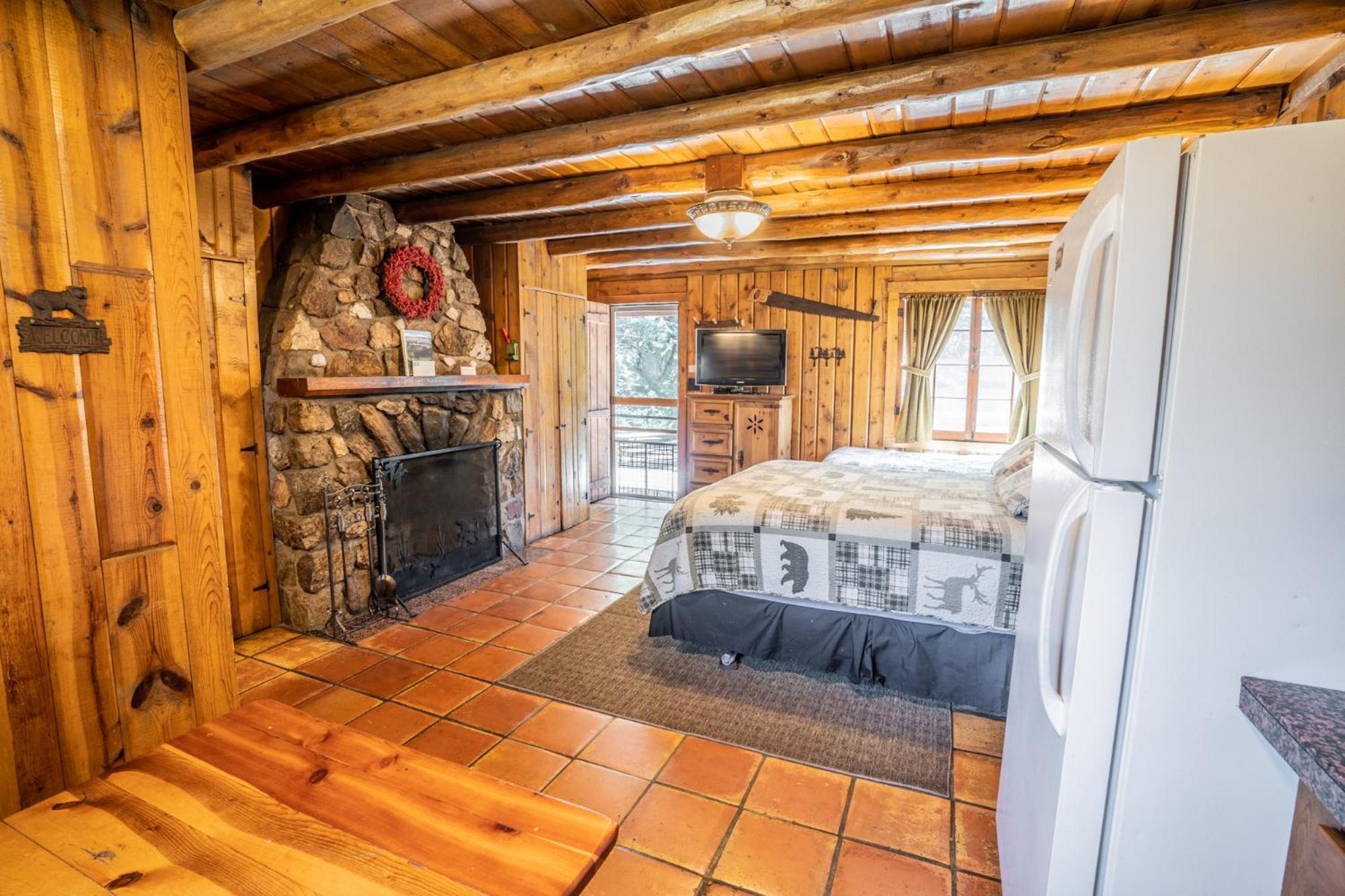Colorado Bear Creek Cabins Эвергрин Номер фото