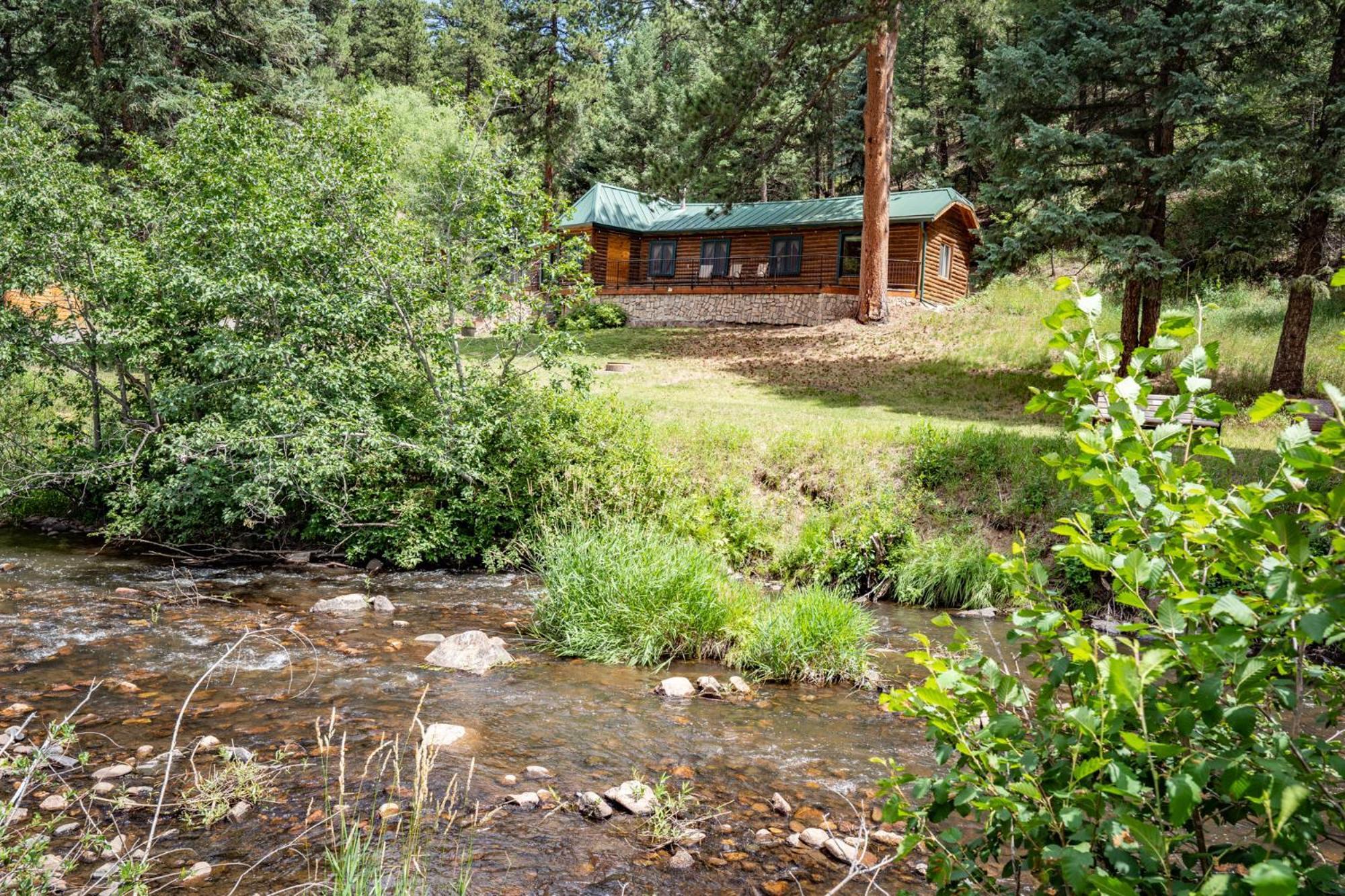 Colorado Bear Creek Cabins Эвергрин Номер фото